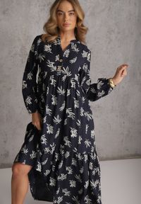 Renee - Niebieska Wiskozowa Sukienka o Rozkloszowanym Kroju z Guzikami przy Dekolcie Seave. Okazja: na co dzień. Kolor: niebieski. Materiał: wiskoza. Wzór: nadruk. Typ sukienki: rozkloszowane, oversize. Styl: boho, casual #1