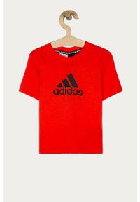 adidas Performance - T-shirt dziecięcy 110-176 cm. Okazja: na co dzień. Kolor: czerwony. Materiał: bawełna, dzianina. Wzór: nadruk. Styl: casual #1