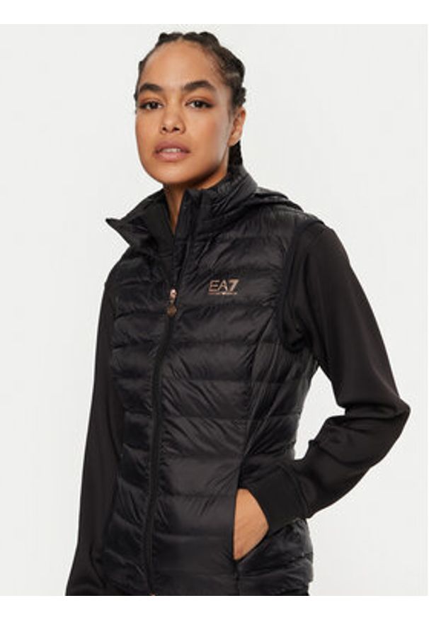 EA7 Emporio Armani Bezrękawnik 6DTQ06 TNGPZ 0210 Czarny Regular Fit. Kolor: czarny. Materiał: syntetyk. Długość rękawa: bez rękawów