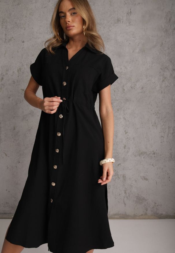 Renee - Czarna Koszulowa Sukienka z Wiskozą i Bawełną Ściągana w Talii Corralure. Kolor: czarny. Materiał: wiskoza, bawełna. Sezon: wiosna, lato. Typ sukienki: koszulowe. Styl: klasyczny, elegancki