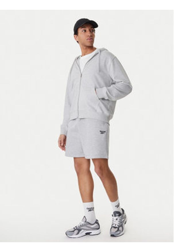 Reebok Szorty sportowe Bazunu RK25558CCM Szary Regular Fit. Kolor: szary. Materiał: syntetyk. Styl: sportowy