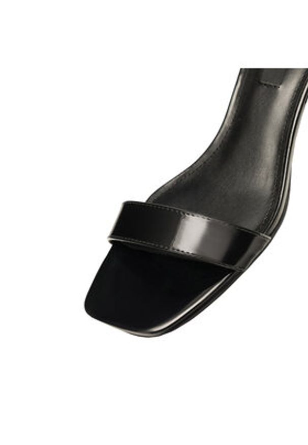 Nine West Sandały ERMINA FF-2308 Czarny. Kolor: czarny. Materiał: skóra