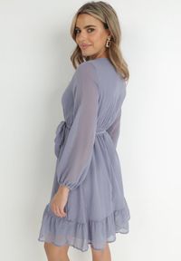 Born2be - Niebieska Sukienka Pronestra. Kolor: niebieski. Materiał: materiał, tkanina. Wzór: gładki. Typ sukienki: kopertowe. Styl: elegancki. Długość: mini #3