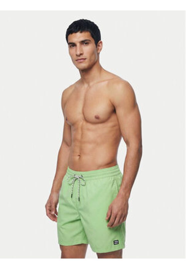 Billabong Szorty kąpielowe All Day EBYJV00134 Zielony Regular Fit. Kolor: zielony. Materiał: syntetyk
