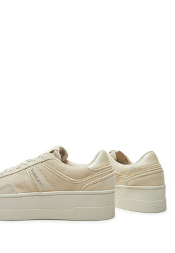 Tommy Jeans Sneakersy The Greenwich Flatform Elevated EN0EN02676 Beżowy. Kolor: beżowy. Materiał: skóra, zamsz