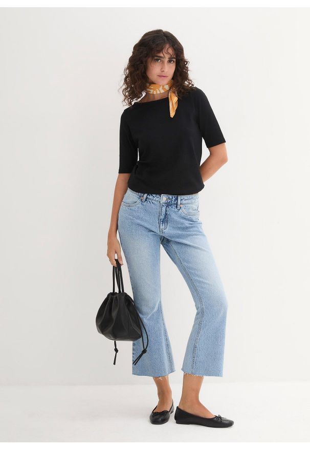 bonprix - T-shirt z dekoltem w łódkę. Kolor: czarny. Materiał: bawełna. Długość rękawa: krótki rękaw. Długość: krótkie. Wzór: gładki. Styl: sportowy