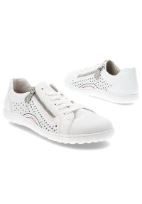 Białe Sneakersy Rieker Modne Obuwie Damskie. Okazja: na co dzień, na spacer. Zapięcie: sznurówki. Kolor: biały. Materiał: skóra. Szerokość cholewki: normalna. Sport: turystyka piesza #4