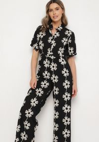 Born2be - Czarny Wiskozowy Kombinezon o Koszulowym Kroju z Krótkim Rękawem i Kieszeniami Milaviela. Okazja: na co dzień. Kolor: czarny. Materiał: wiskoza. Długość rękawa: krótki rękaw. Długość: krótkie. Styl: casual, elegancki, klasyczny #6