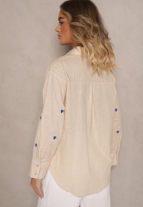 Renee - Beżowa Bawełniana Koszula w Serca Elearose. Okazja: na co dzień. Kolor: beżowy. Materiał: bawełna. Długość: długie. Styl: casual, elegancki, klasyczny