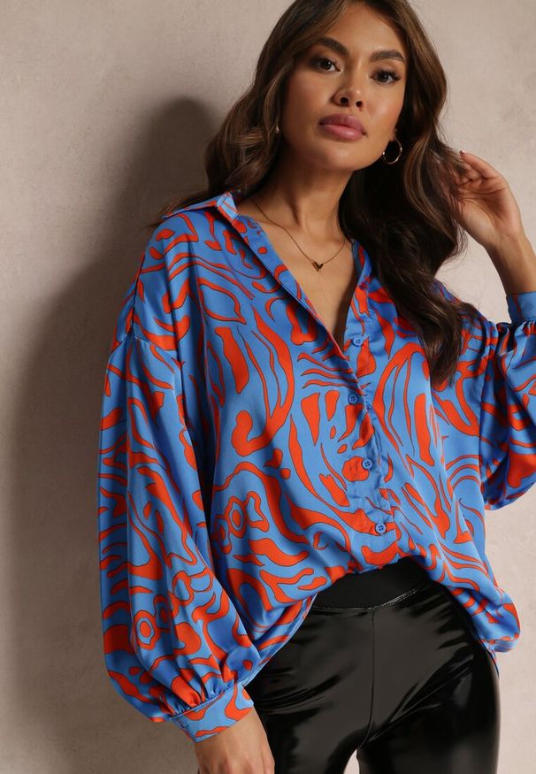 Renee - Niebieska Koszula z Szerokimi Rękawami z Mankietami Kaisley. Kolor: niebieski. Materiał: jeans. Styl: klasyczny