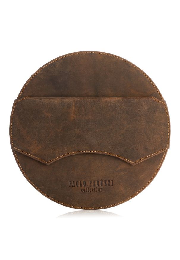 Okrągła listonoszka skórzana PAOLO PERUZZI T-92-LB j. brązowa. Kolor: brązowy. Sezon: zima, jesień. Materiał: skórzane. Styl: vintage, elegancki. Rodzaj torebki: na ramię