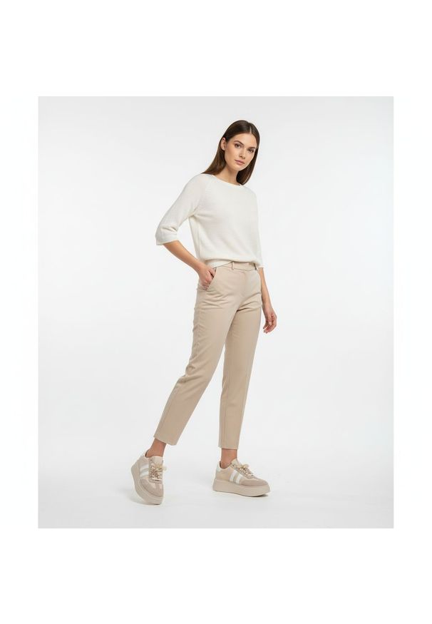 CheBello - Sneakersy damskie Chebello, sportowy fason platformowa podeszwa sznurowanie stabilna konstrukcja miękka wyściółka, beżowe, 4805_-157-431-PSK-S251. Okazja: na co dzień. Zapięcie: sznurówki. Kolor: beżowy. Materiał: jeans, skóra, tiul. Szerokość cholewki: normalna. Wzór: aplikacja. Obcas: na platformie. Styl: sportowy