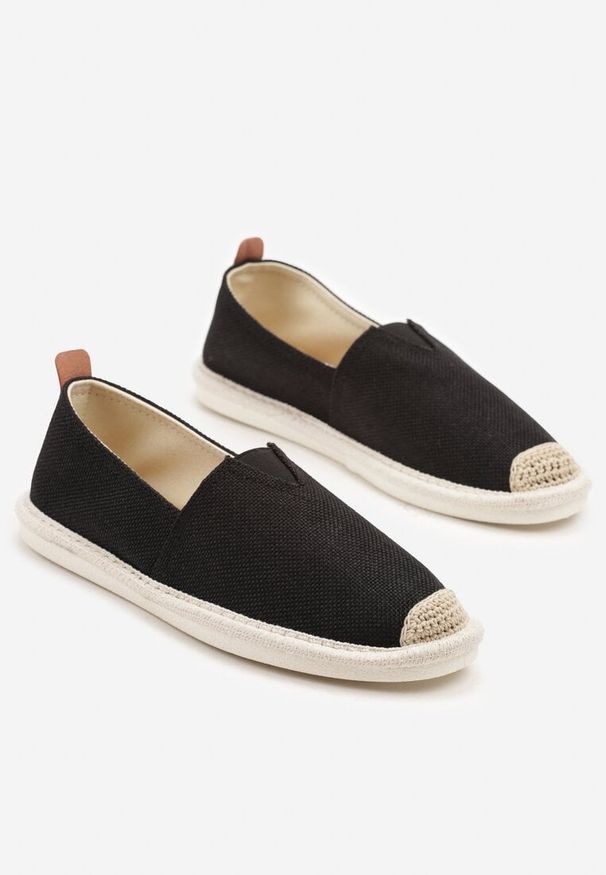 Born2be - Czarne Trampki w Stylu Espadryli z Plecionym Zdobieniem i Elastyczną Wstawką Eveloiti. Okazja: na co dzień. Kolor: czarny. Wzór: aplikacja. Sezon: lato, wiosna. Styl: elegancki, casual