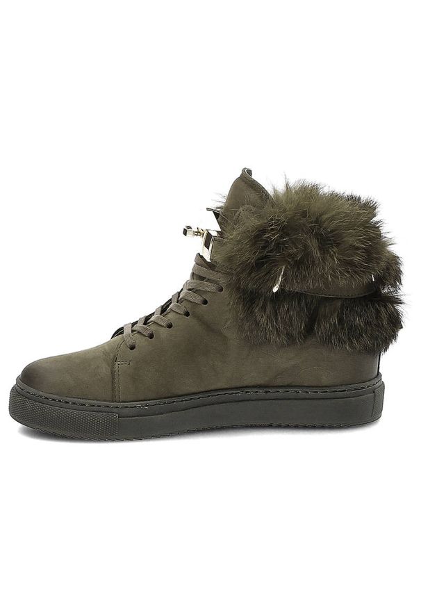 Zielone Sneakersy Carinii Wygodne Buty Damskie. Zapięcie: klamry. Kolor: zielony. Materiał: skóra, futro, nubuk. Szerokość cholewki: normalna. Wzór: aplikacja, gładki. Obcas: na koturnie. Wysokość obcasa: średni
