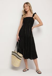 Born2be - Czarna Wiskozowa Sukienka na Ramiączkach Zdobiona Metaliczną Nicią Iffrisse. Okazja: na co dzień. Kolor: czarny. Materiał: wiskoza. Długość rękawa: na ramiączkach. Wzór: aplikacja. Styl: casual #2