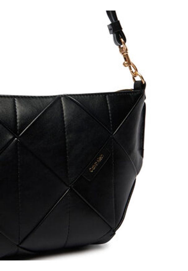 Calvin Klein Torebka Woven LV04F3546G Czarny. Kolor: czarny. Materiał: skórzane