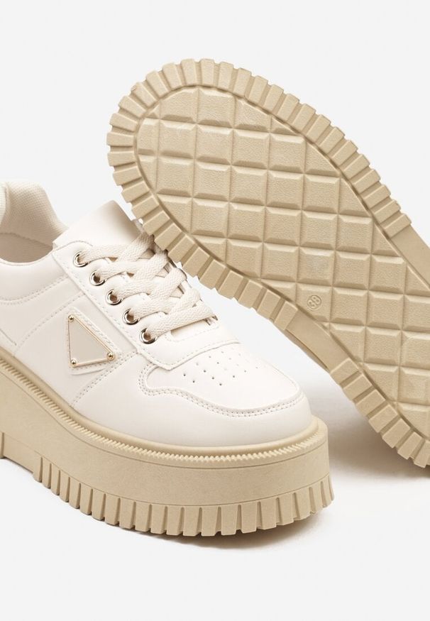 Born2be - Beżowe Sneakersy na Karbowanej Platformie Feniora. Okazja: na co dzień. Kolor: beżowy. Sezon: lato, wiosna. Obcas: na platformie