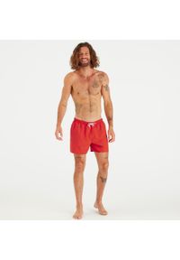 OLAIAN - Spodenki surfingowe męskie Olaian 100 15" Hendaia, czerwone. Kolor: czerwony. Materiał: materiał, poliester. Długość: krótkie. Styl: sportowy