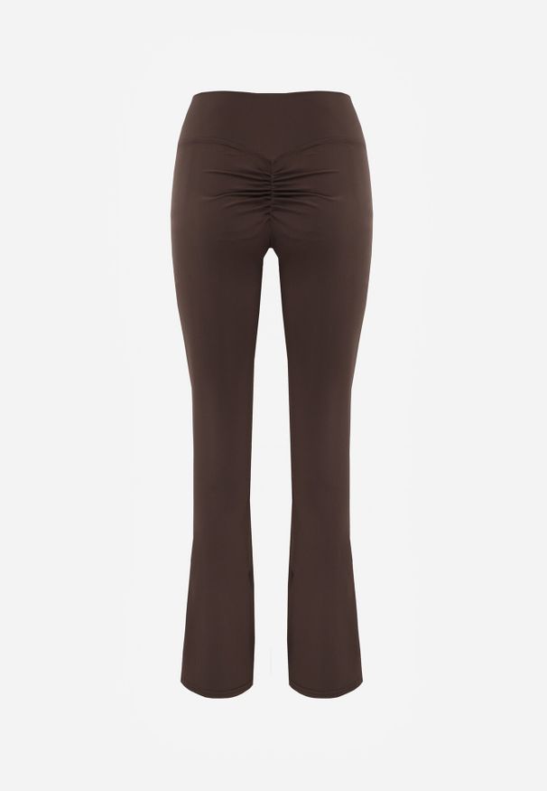 Born2be - Brązowe Legginsy o Kroju Dzwonów z Wysokim Stanem i Modelującym Marszczeniem Pronone. Okazja: na co dzień. Stan: podwyższony. Kolor: brązowy. Materiał: jeans. Długość: krótkie. Styl: elegancki, casual