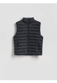 Reserved - Lekka pikowana kamizelka puchowa - czarny. Kolor: czarny. Materiał: puch #1