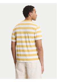 Guess Jeans T-Shirt M4YI84 K9XF1 Żółty Regular Fit. Kolor: żółty. Materiał: bawełna #4