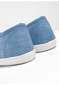 bonprix - Baleriny z bawełnianego płótna. Kolor: niebieski. Materiał: bawełna. Wzór: aplikacja. Styl: sportowy #3