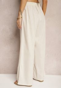 Renee - Jasnobeżowe Spodnie z Bawełny i Lnem High Waist Kolalia. Okazja: na co dzień, na spotkanie biznesowe, do pracy, na spacer. Stan: podwyższony. Kolor: beżowy. Materiał: bawełna, len. Styl: biznesowy, klasyczny, casual #3
