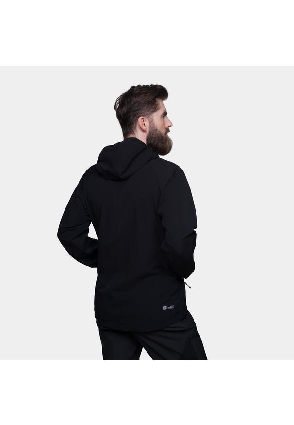 Kurtka męska utralekka softshell Alpinus Arbent. Kolor: czarny. Materiał: softshell