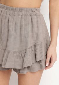 Born2be - Beżowe Bawełniane Spódnico-Szorty z Falbankami Turena. Okazja: na co dzień. Kolor: beżowy. Materiał: bawełna. Sezon: lato. Styl: elegancki, casual