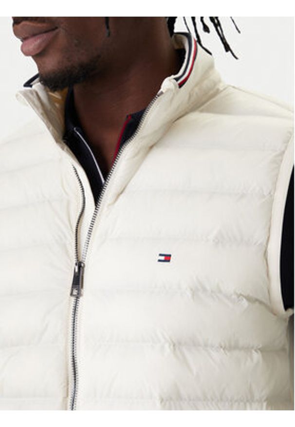 TOMMY HILFIGER - Tommy Hilfiger Kamizelka Mix Media Ess MW0MW41441 Écru Regular Fit. Kolor: kremowy. Materiał: bawełna
