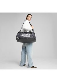 Puma - Średnia torba sportowa Challenger z nadrukiem na całej powierzchni 58 l PUMA. Kolor: czarny. Wzór: nadruk