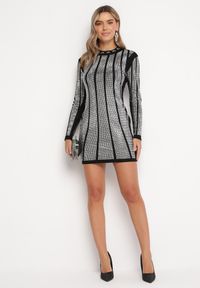 Born2be - Czarno-Srebrna Dopasowana Sukienka Mini w Cyrkonie Upina. Kolor: czarny. Długość: mini #4