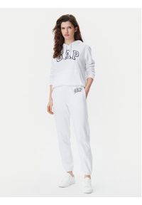 GAP - Gap Spodnie dresowe 889527-02 Biały Relaxed Fit. Kolor: biały. Materiał: bawełna #5