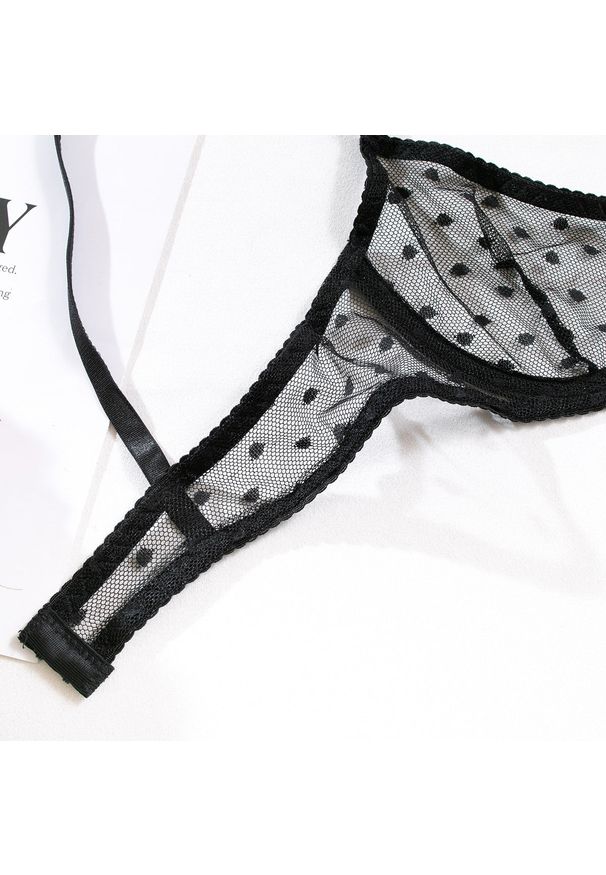 Intica - Bielizna damska ultracienka z delikatnego materiału Sandita. Kolor: różowy. Materiał: materiał