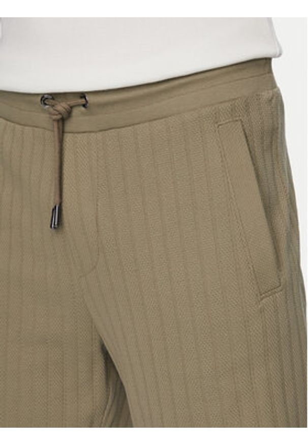 JOOP! Szorty materiałowe Juanito 30104273 Zielony Regular Fit. Kolor: zielony. Materiał: bawełna