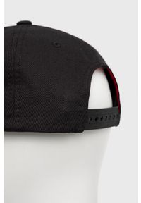 Hugo - HUGO czapka bawełniana kolor czarny z nadrukiem. Kolor: czarny. Materiał: bawełna. Wzór: nadruk