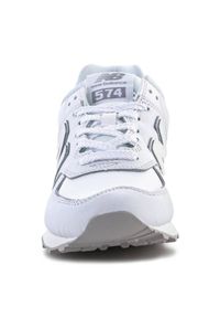 Buty New Balance W WL574IM2 białe. Kolor: biały. Materiał: bawełna, materiał, guma, dresówka, skóra. Szerokość cholewki: normalna. Model: New Balance 574 #5