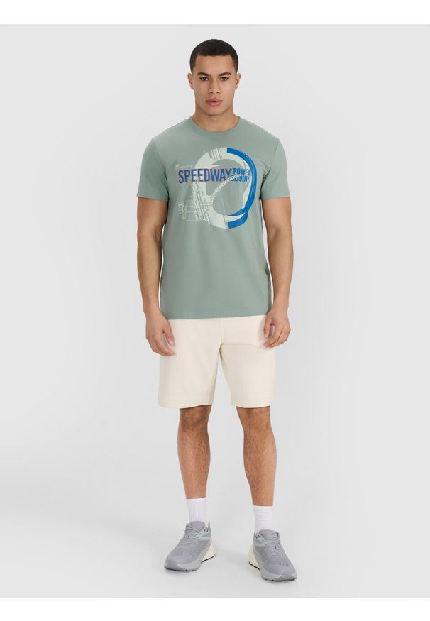 4f - 4F T-shirt regular z nadrukiem męski - oliwkowy L. Okazja: na co dzień. Kolor: oliwkowy, brązowy, wielokolorowy. Materiał: bawełna, jersey, materiał. Długość rękawa: krótki rękaw. Długość: krótkie. Wzór: nadruk. Styl: sportowy, casual, klasyczny
