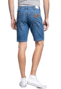 Wrangler - WRANGLER SZORTY MĘSKIE TEXAS SHORT LITE BLUE W11CQ187W. Materiał: denim, bawełna, jeans, materiał, poliester, elastan. Długość: krótkie. Sezon: wiosna, jesień. Styl: klasyczny