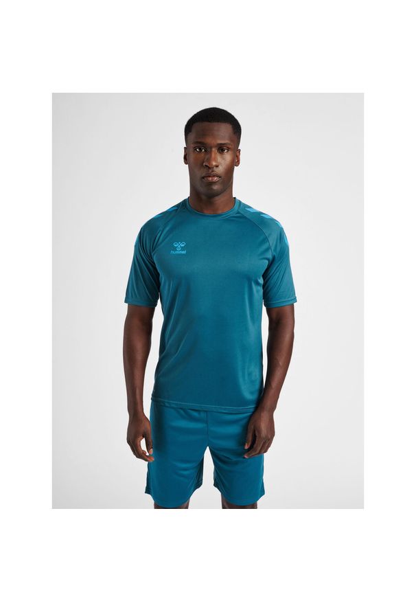 Koszulka Hummel hmlcore xk core poly. Kolor: różowy, niebieski, wielokolorowy, pomarańczowy. Sport: piłka nożna