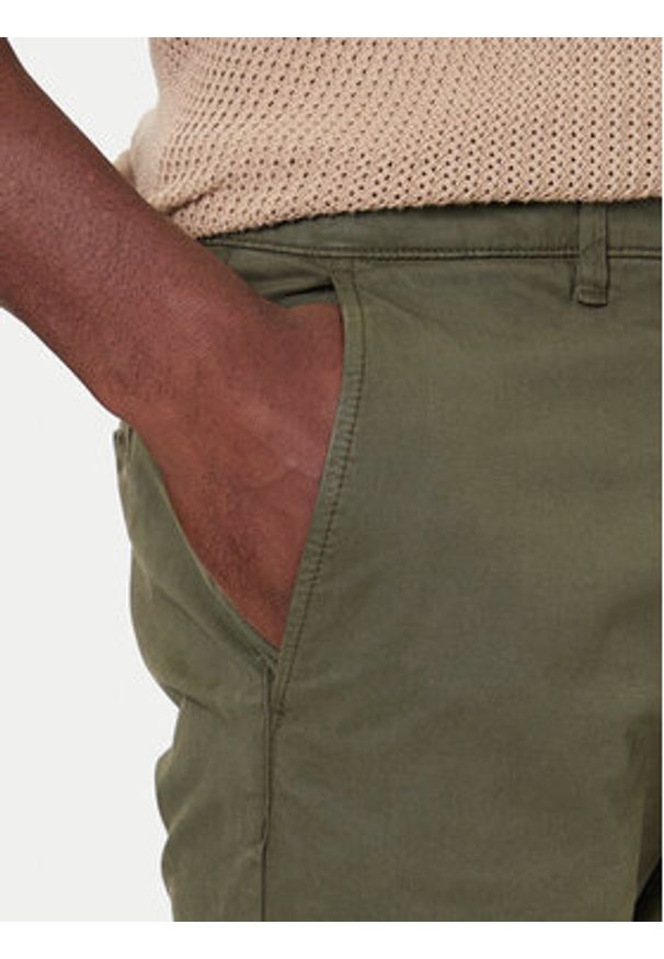 United Colors of Benetton - United Colors Of Benetton Chinosy 4TZYUF04P Zielony Slim Fit. Kolor: zielony. Materiał: bawełna