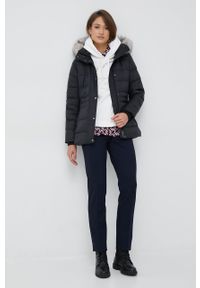 TOMMY HILFIGER - Tommy Hilfiger kurtka puchowa damska kolor czarny zimowa. Okazja: na co dzień. Kolor: czarny. Materiał: puch. Sezon: zima. Styl: casual #4