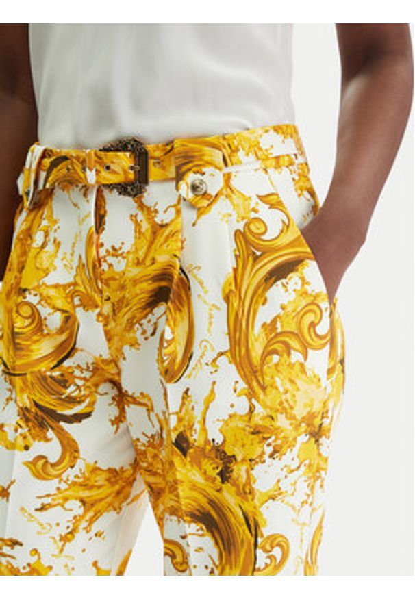 Versace Jeans Couture Spodnie materiałowe 80HAA111 NS756 Biały Regular Fit. Kolor: biały. Materiał: syntetyk