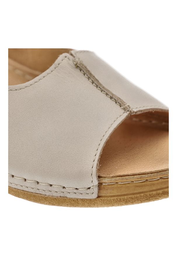 Beżowe Sandały Armodo Wygodne Obuwie Damskie. Okazja: na co dzień. Kolor: beżowy. Materiał: skóra. Sezon: lato. Styl: casual, elegancki, klasyczny