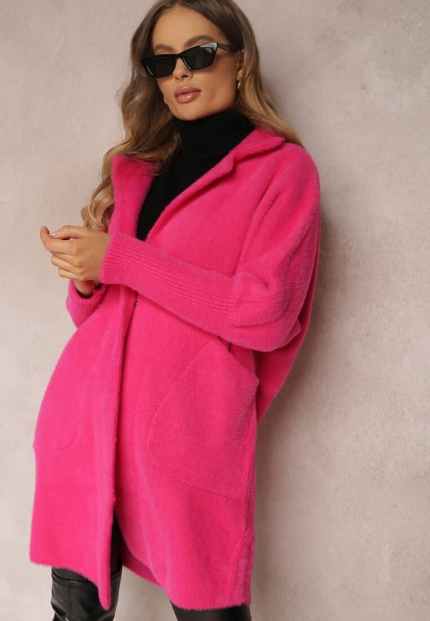 Renee - Fuksjowy Płaszcz z Bawełną Oversize Brumisia. Kolor: różowy. Materiał: bawełna. Długość rękawa: długi rękaw. Długość: długie. Sezon: jesień, zima