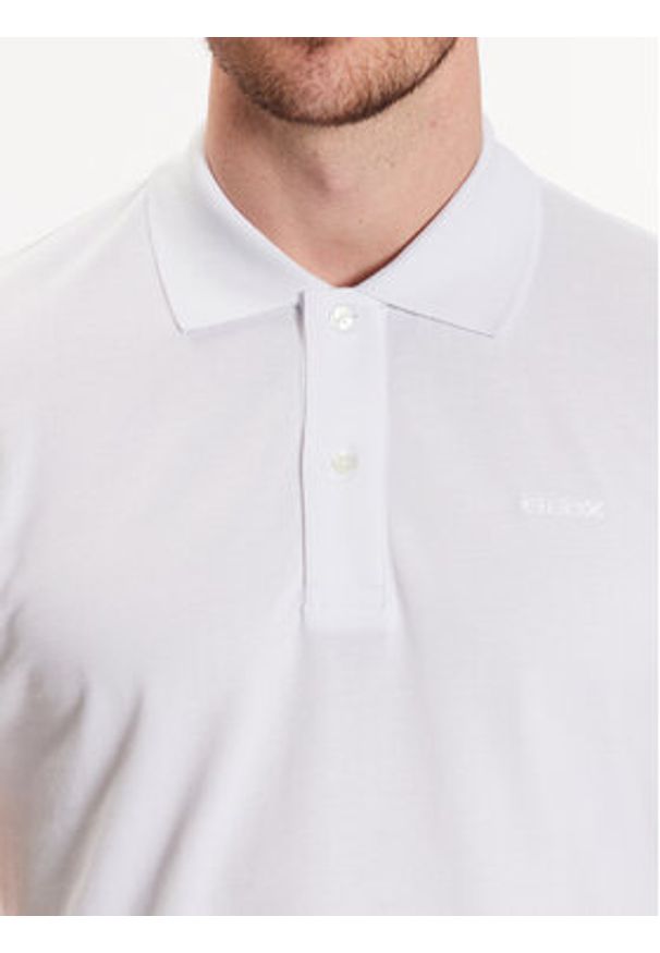 Geox Polo Piquet M3510B-T2649 F1492 Biały Regular Fit. Typ kołnierza: polo. Kolor: biały. Materiał: bawełna
