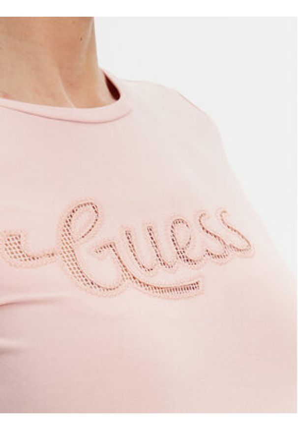 Guess T-Shirt W5GI47 KA0Q1 Różowy Slim Fit. Kolor: różowy. Materiał: bawełna