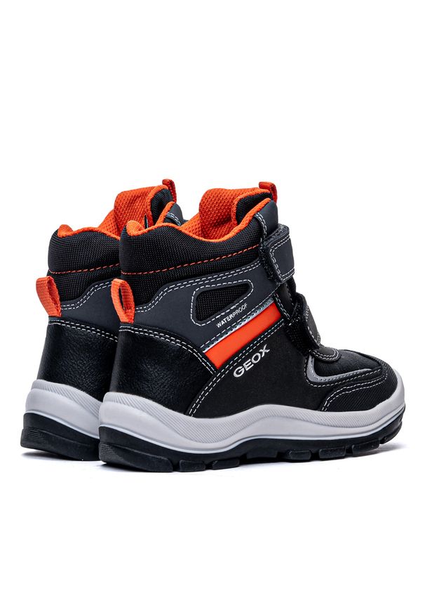 Geox - Buty zimowe dziecięce GEOX B Flanfil B.Wpf B (B044HB 050FU C0038). Kolor: czarny. Materiał: syntetyk, materiał. Sezon: zima