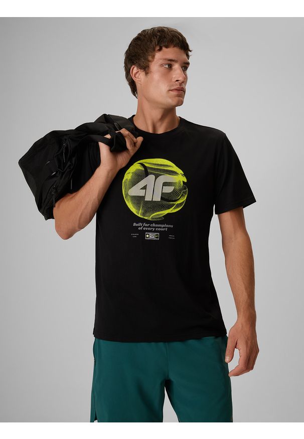 4f - 4F T-shirt regular z nadrukiem męski - czarny XXL. Okazja: na co dzień. Kolor: czarny. Materiał: bawełna, materiał, dzianina. Wzór: nadruk. Styl: casual, sportowy