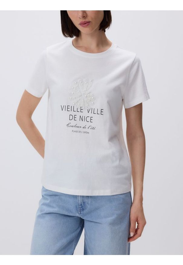 Reserved - T-shirt z aplikacją - biały. Kolor: biały. Materiał: bawełna. Wzór: aplikacja